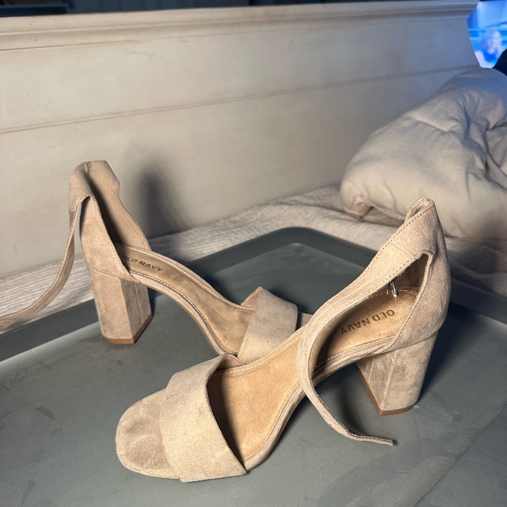 Old Navy Women's Beige Suede Heels